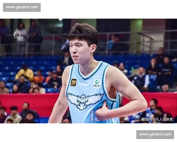 杨瀚森白衣闪耀富保罗庆功宴！湖人锋线新星助阵，四首轮秀彰显 Klutch 统治力