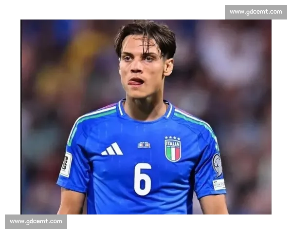 马竞追逐罗伯逊:从 8000 万顶薪到 1800 万,红军传奇或低价转投西甲