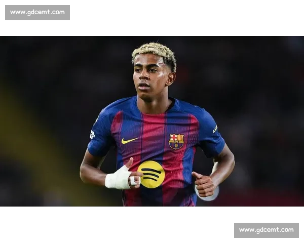 德科弗里克密会敲定尼科 - 威廉斯转会,巴萨下周支付 6200 万解约金