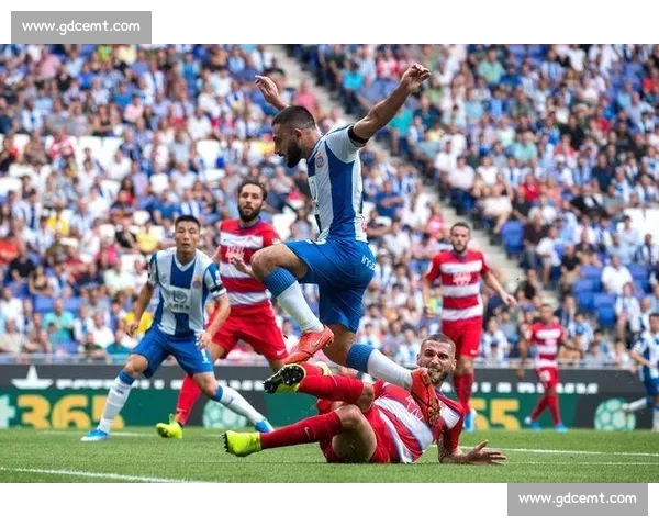 西班牙人续租 U21 锋霸遇阻 4500 万解约金 + 豪门竞逐成拦路虎