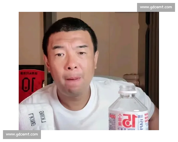 徐亮再发声：国足 500 万税后仅 300 万，行业对比引争议