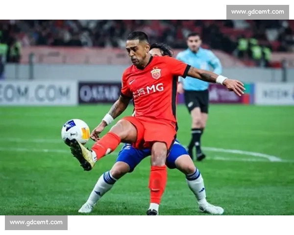 绝杀时刻!莱昂纳多抽筋也要进球,为 ICU 母亲书写奇迹之夜 绝杀时刻!莱昂纳多抽筋也要进球,为 ICU 母亲书写奇迹之夜